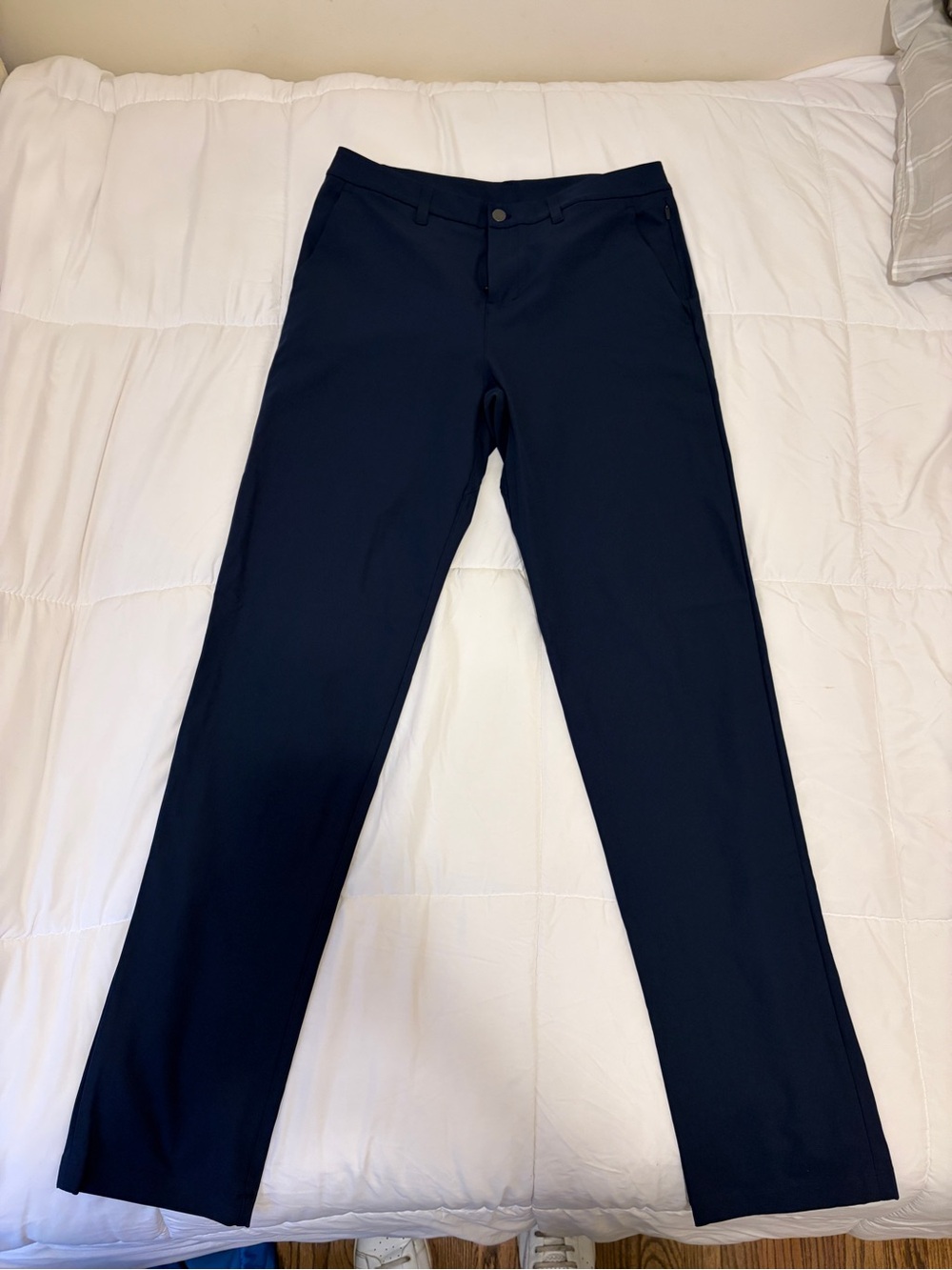 Lululemon ABC classic fit trousers 32x35 (free lulu hemming) true navy